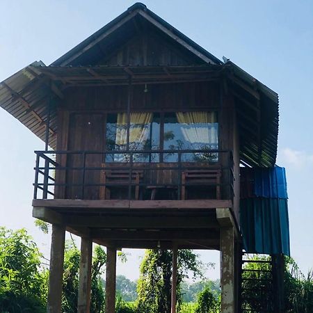 Sigiriya Paddy Field Hut Villa Екстериор снимка